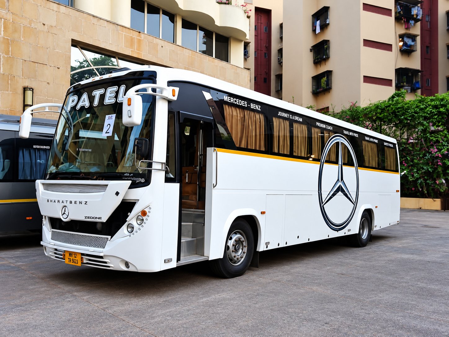 Luxury Coach 31 to 50 Seats Mumbai